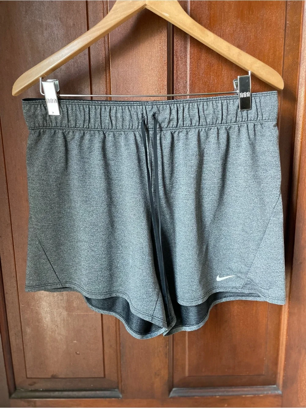 Nike dri fit women's medium athletic shorts